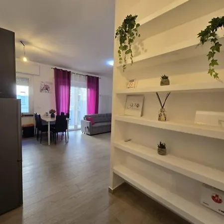 아파트 Aurora, Liguria *